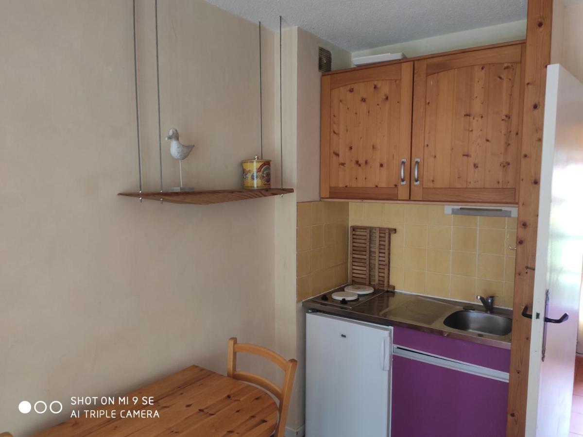Agreable Studio Cabine Proche Mer 라론드레모레 외부 사진